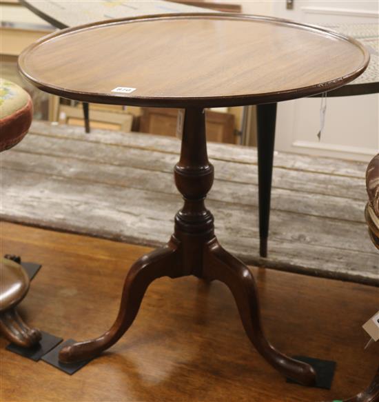 A mahogany tilt-top table, 19th century, W.60cm